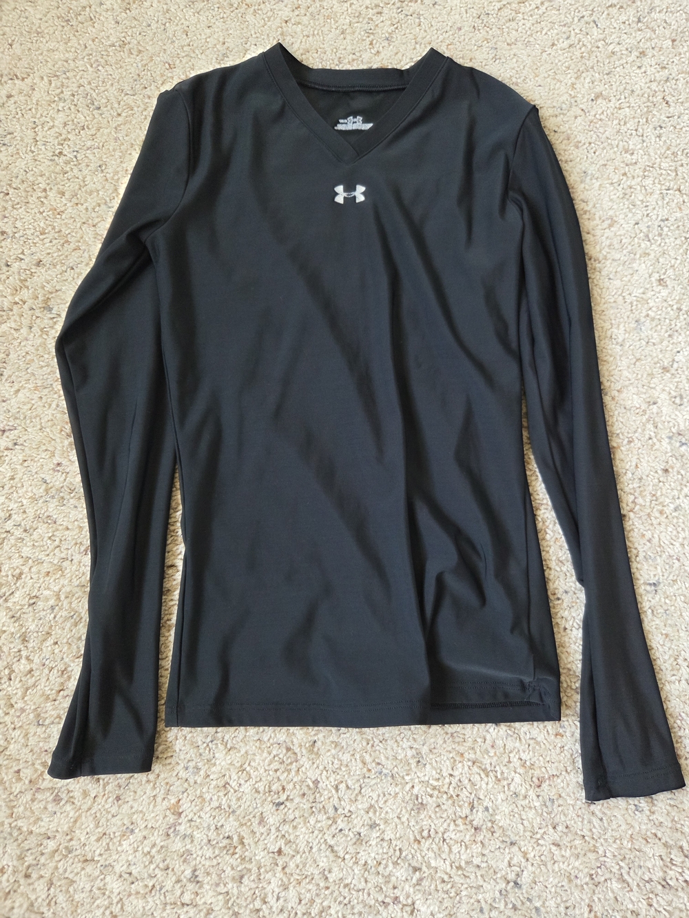 Under Armour Black V-Neck Long Sleeve Athletic Top